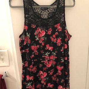 Flower dress with lace
